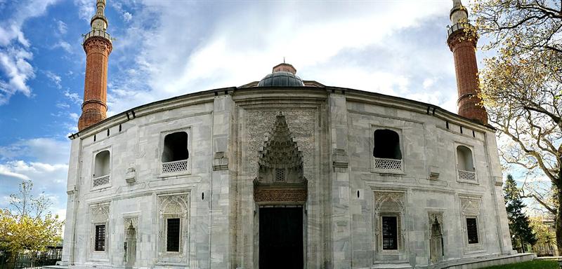 مجمع مرادية